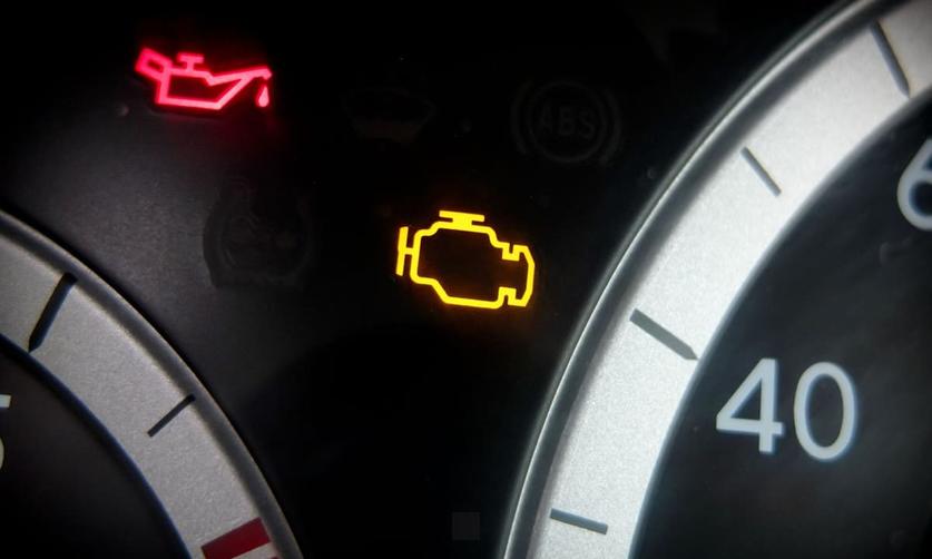Comment éteindre le voyant orange du moteur de votre voiture : Astuces et Décryptage