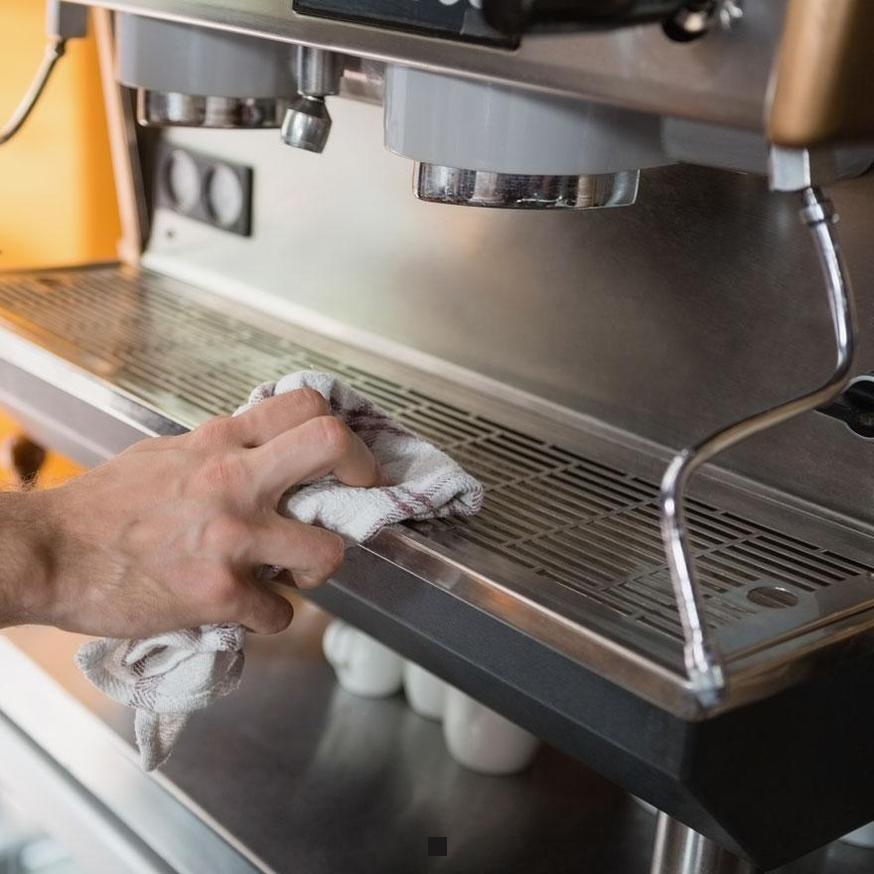 Comment éteindre le voyant rouge après un détartrage de machine à café : Astuces et Solutions