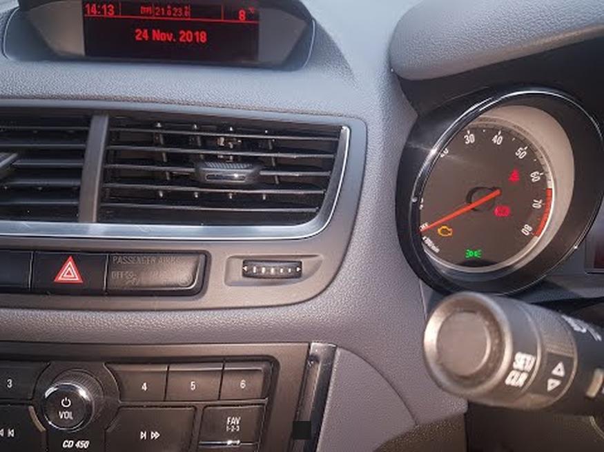 Comment réinitialiser le voyant pression des pneus sur Audi A3 : Guide complet pour les propriétaires avertis