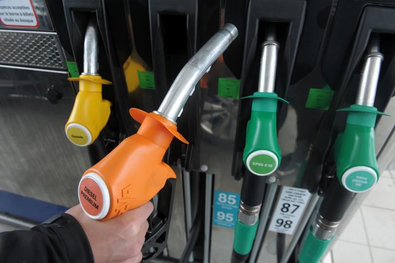 peut-on mélanger huile moteur essence et diesel